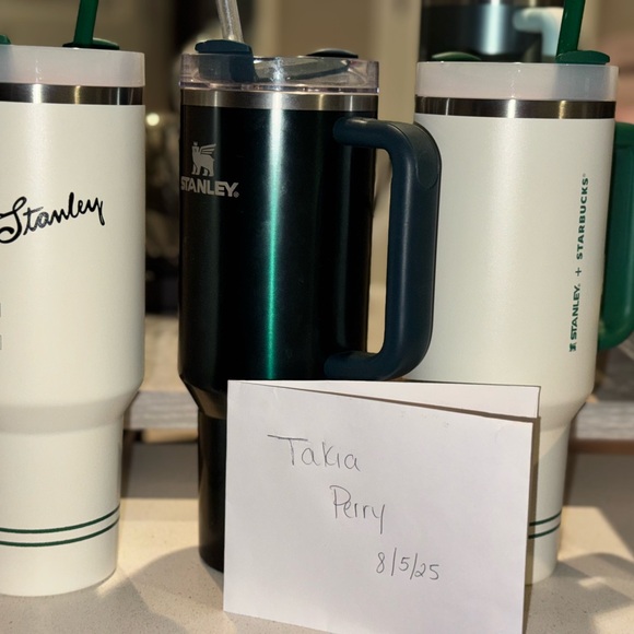 Stanley Cream and Green Travel Mug Duo - Picture 7 of 9